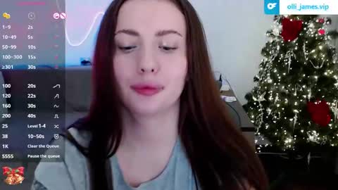 ollie_jamess online show from December 14, 9:42 pm