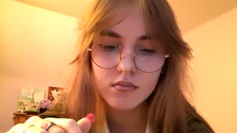 Mila  online show from October 11, 1:36 pm