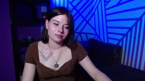 Snapshot of oltaroom chatting on October 1, 1:32 am Olta online show from October 1, 1:32 am