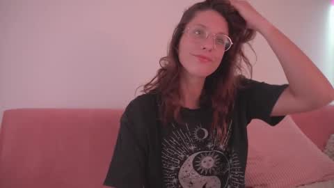 Ariel online show from September 10, 9:15 pm