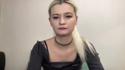 Onika online show from November 23, 12:57 am