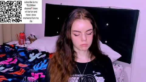 Snapshot of only_sarah1 chatting on December 2, 11:05 pm only_sarah1 online show from December 2, 11:05 pm