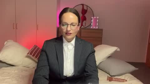 The cutest model on this site online show from July 23, 3:42 pm