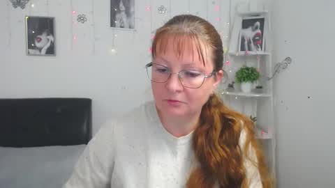 Snapshot of oovanessahotts chatting on October 3, 7:24 am Vanessa online show from October 3, 7:24 am