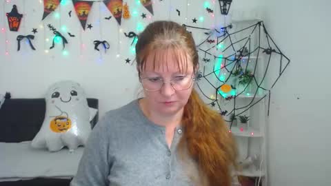Snapshot of oovanessahotts chatting on October 18, 6:27 am Vanessa online show from October 18, 6:27 am