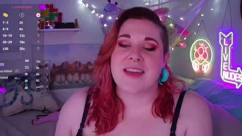Snapshot of opalreigning chatting on February 14, 9:24 am Opal online show from February 14, 9:24 am