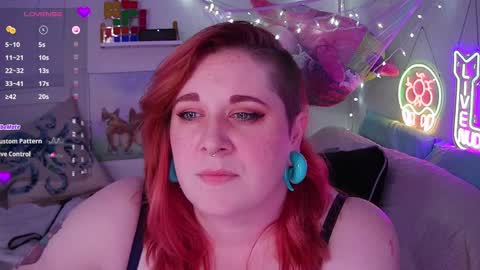 Snapshot of opalreigning chatting on December 11, 9:41 am Opal online show from December 11, 9:41 am