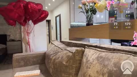 oqza online show from February 19, 5:38 am