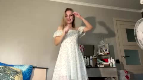 Ariel online show from July 28, 3:43 pm
