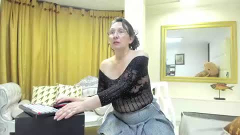Oriana  online show from July 19, 2:14 am