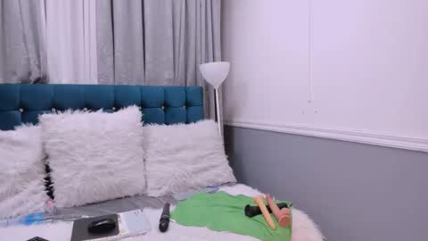 Oriana  online show from November 13, 10:47 am