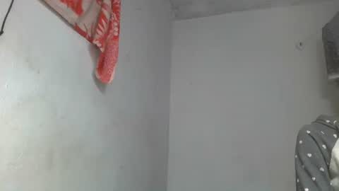 Snapshot of ornellahhh chatting on October 18, 4:43 pm ornellahhh online show from October 18, 4:43 pm