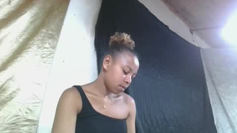 ornellahhh online show from January 17, 10:12 am