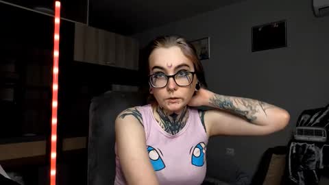 Snapshot of orvadowden chatting on October 15, 1:57 pm Milana online show from October 15, 1:57 pm