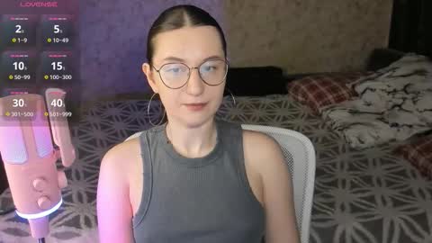 Leliana online show from December 16, 9:04 am