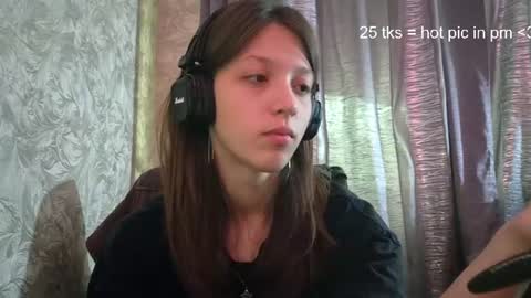 oteliabuysse online show from July 26, 9:17 am