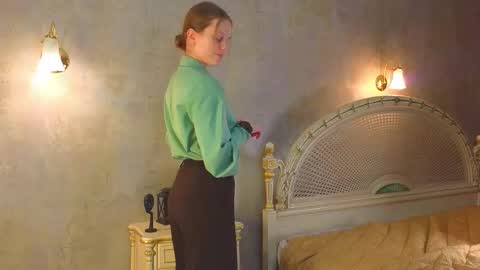 Call me Gabriela online show from December 18, 1:05 pm