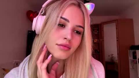 Eva online show from February 26, 11:53 am