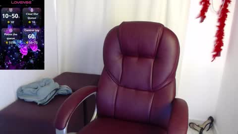 paiper online show from February 2, 7:13 pm