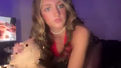 Paisley online show from January 11, 1:43 am