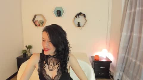 Snapshot of paloma_victory chatting on October 16, 9:28 pm Paloma online show from October 16, 9:28 pm