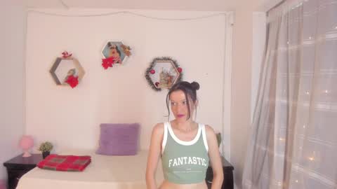 Snapshot of paloma_victory chatting on December 11, 8:39 pm Paloma online show from December 11, 8:39 pm