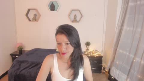 Snapshot of paloma_victory chatting on January 15, 8:58 pm Paloma online show from January 15, 8:58 pm