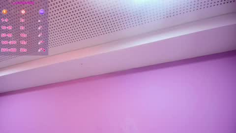 Snapshot of pamelaascott chatting on March 1, 8:10 pm P A M online show from March 1, 8:10 pm