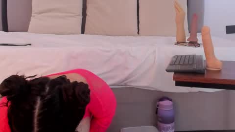 pamelabonnet_mml online show from April 20, 8:01 pm