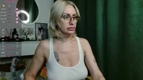 pamellamurphy online show from June 12, 11:57 pm