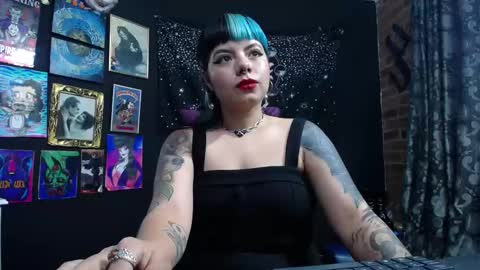       online show from March 4, 8:16 pm