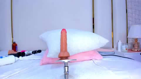 Snapshot of paolaa_rodriguez chatting on September 17, 2:26 pm Paola online show from September 17, 2:26 pm