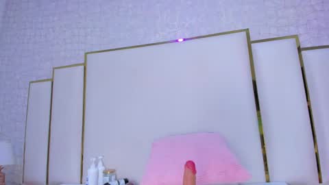 Snapshot of paolaa_rodriguez chatting on October 11, 11:47 am Paola online show from October 11, 11:47 am