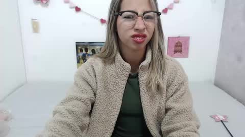 Paola online show from March 4, 12:01 pm