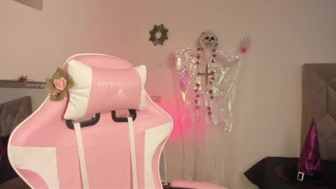 Paprika online show from October 26, 6:58 pm