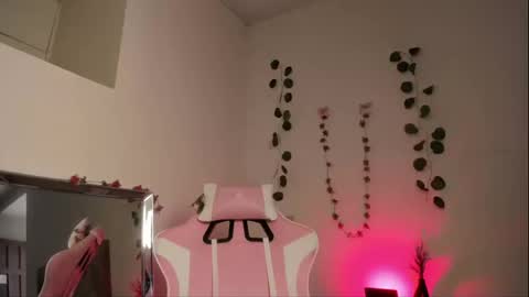 Snapshot of paprik_ chatting on September 17, 6:39 pm Paprika online show from September 17, 6:39 pm