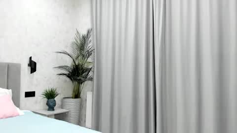 Melena online show from November 9, 9:05 am