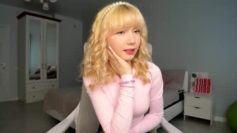 Melena online show from November 12, 8:34 am