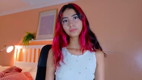 Snapshot of parisfox_ chatting on September 15, 11:40 am PARIS online show from September 15, 11:40 am
