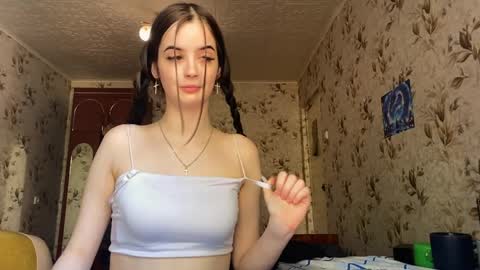 Milana online show from May 20, 9:39 am