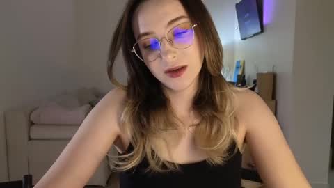 Anna online show from March 26, 10:33 pm