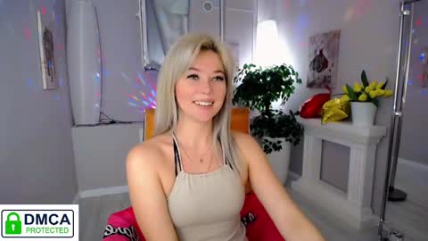Snapshot of passionate_babe chatting on February 27, 4:41 am I have returned from vacation and I am glad to share my energy and emotions with you online show from February 27, 4:41 am