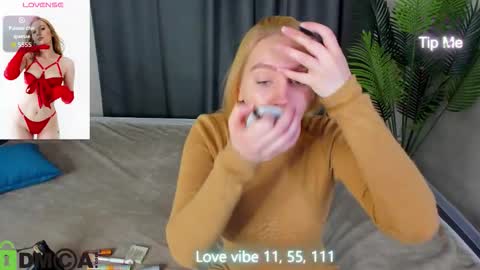 patr1cia_hart online show from November 16, 11:49 pm