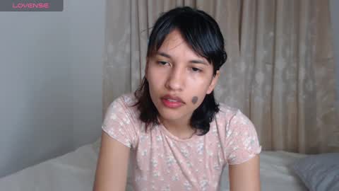 Snapshot of pau_heart chatting on February 12, 1:52 am Paulina online show from February 12, 1:52 am