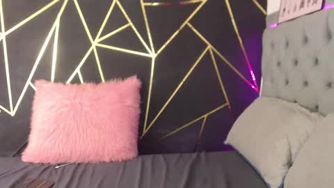 paulina online show from February 15, 12:13 am