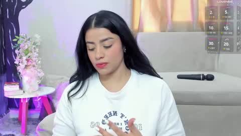 Snapshot of paulafer_ chatting on October 9, 8:46 pm online show from October 9, 8:46 pm