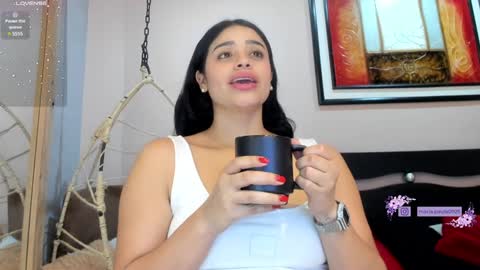 Snapshot of paulafer_ chatting on February 5, 8:04 pm online show from February 5, 8:04 pm