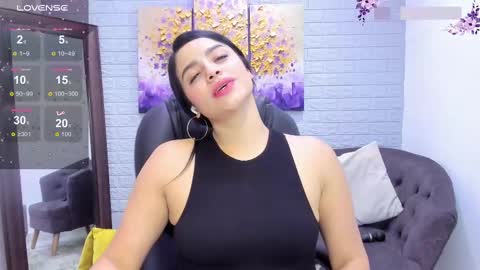 Snapshot of paulafer_ chatting on February 20, 7:41 pm online show from February 20, 7:41 pm
