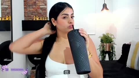 Snapshot of paulafer_ chatting on January 20, 8:40 pm online show from January 20, 8:40 pm