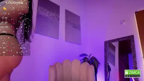 Paula Toro  online show from June 12, 1:41 pm